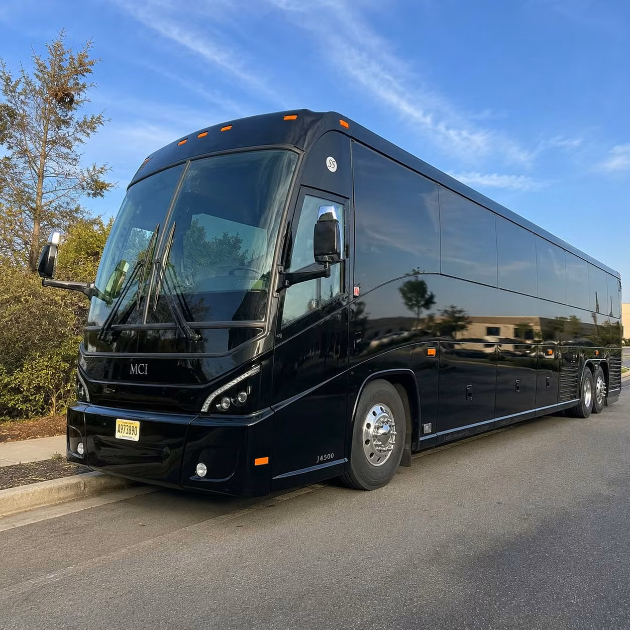 corporate event and conference shuttle bus rentals for delray beach businesses